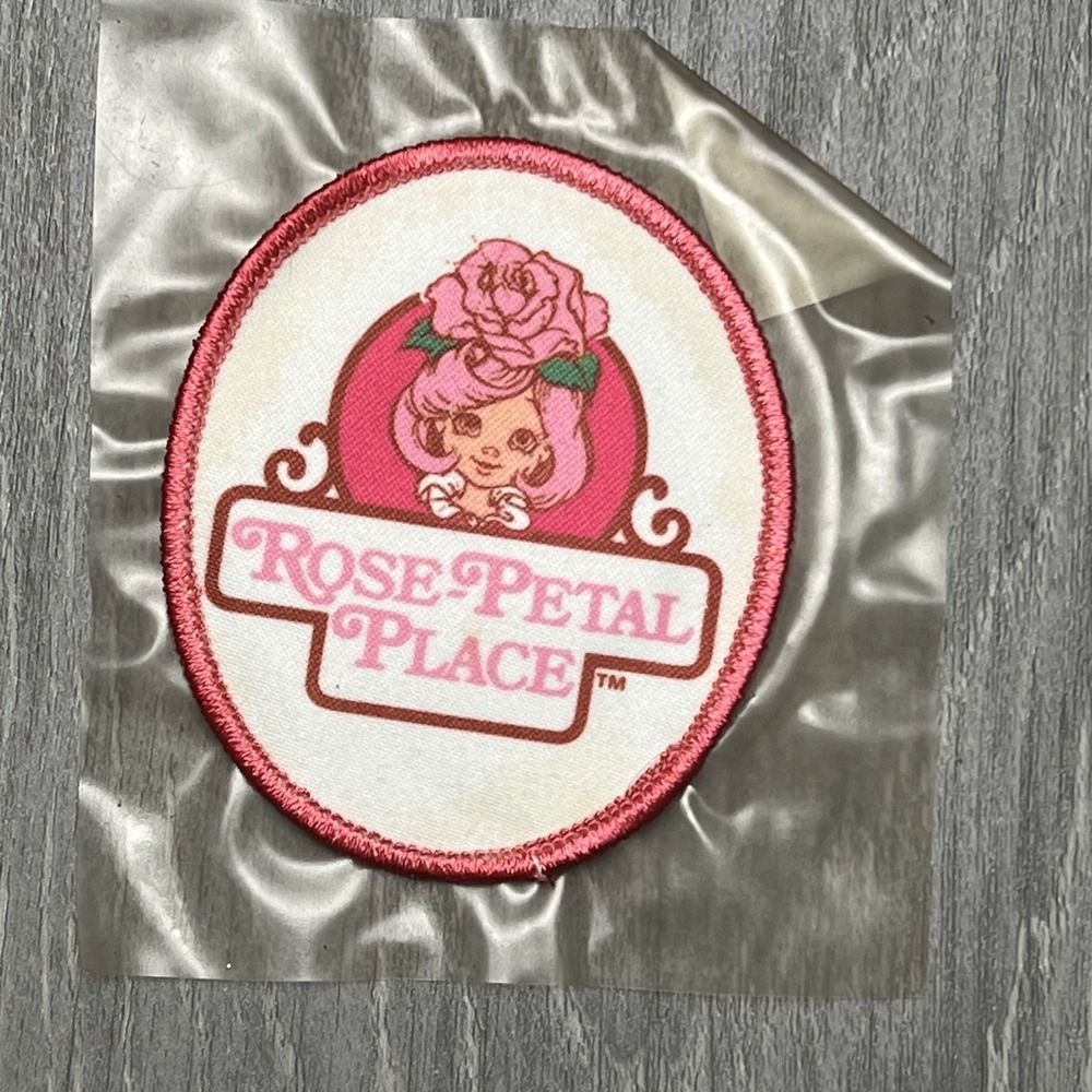 Vintage Rose Petal Place Iron-On Embroidered Patch 1980s Cartoon Doll MOC NEW